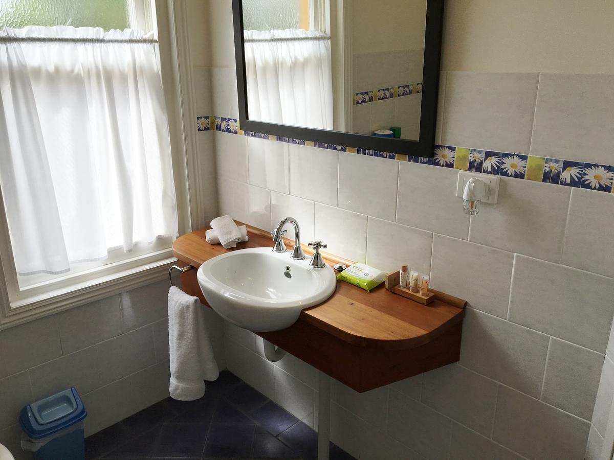 Settlers Arms Hotel Dungog Bagian luar foto